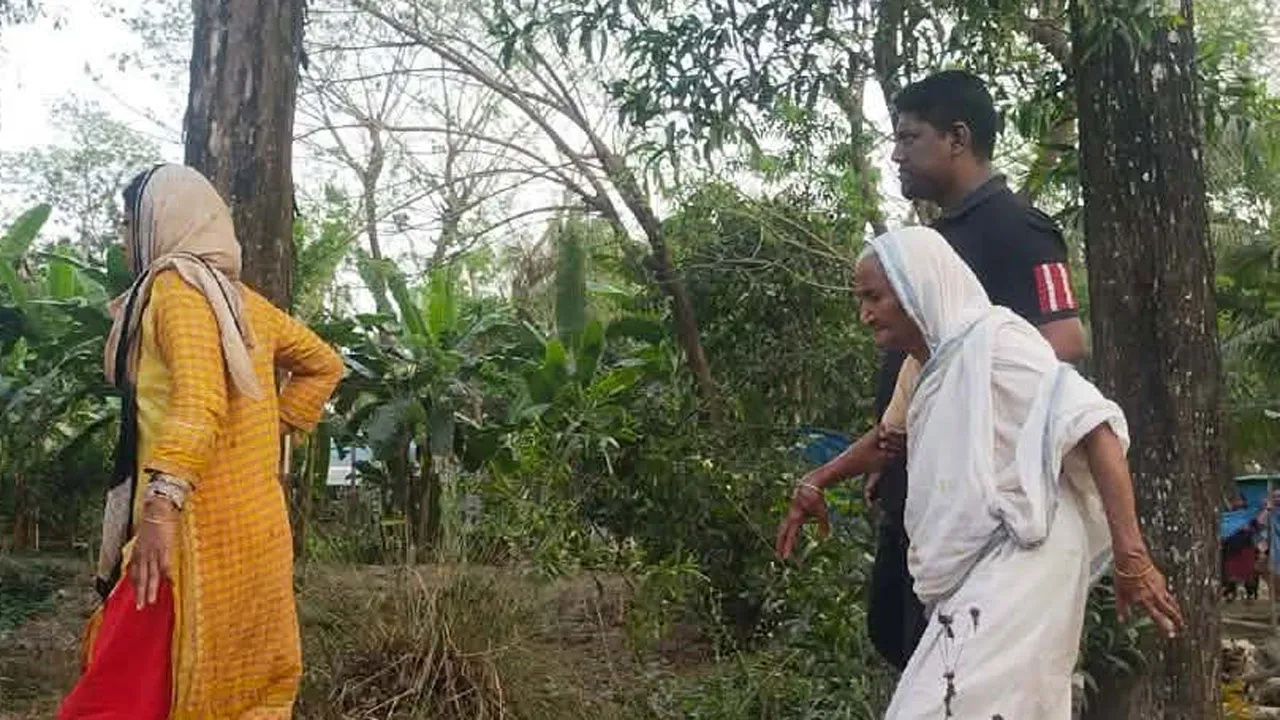 মিরসরাইয়ে ২ পক্ষের হামলা-পাল্টা হামলা, বৃদ্ধা নারীসহ আহত ৬