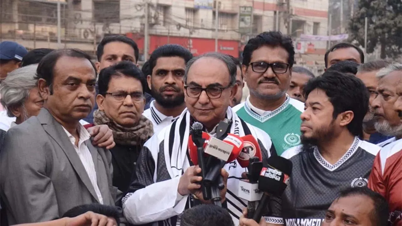 পর্যাপ্ত খেলার মাঠের অভাবে তরুণ সমাজ বিপথগামী হচ্ছে