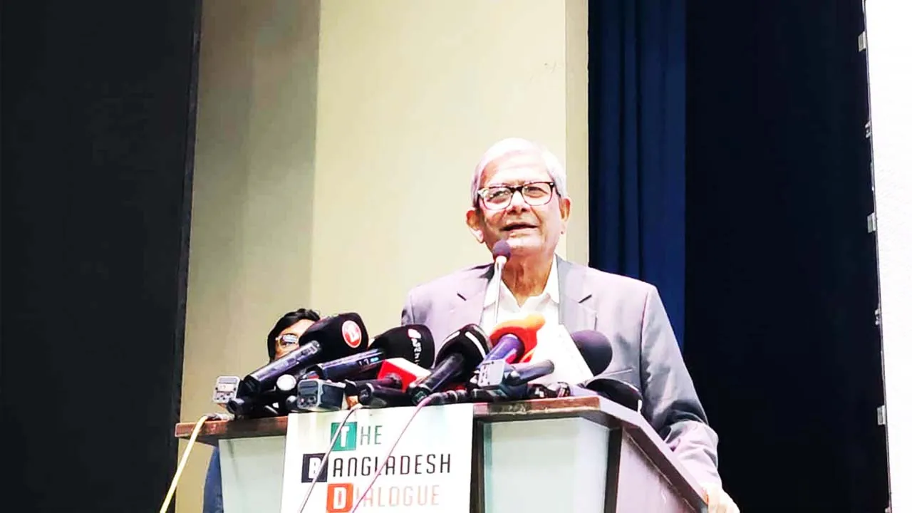গণতন্ত্রের চর্চা থেকে অনেক দূরে সরে গেছি : মির্জা ফখরুল