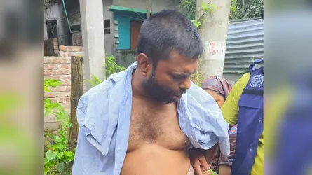 মির্জাগঞ্জে আইনজীবীকে কুপিয়ে আহত করার ঘটনায় গ্রেফতার ১