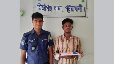 মির্জাগঞ্জে ইয়াবাসহ মাদক কারবারি আটক