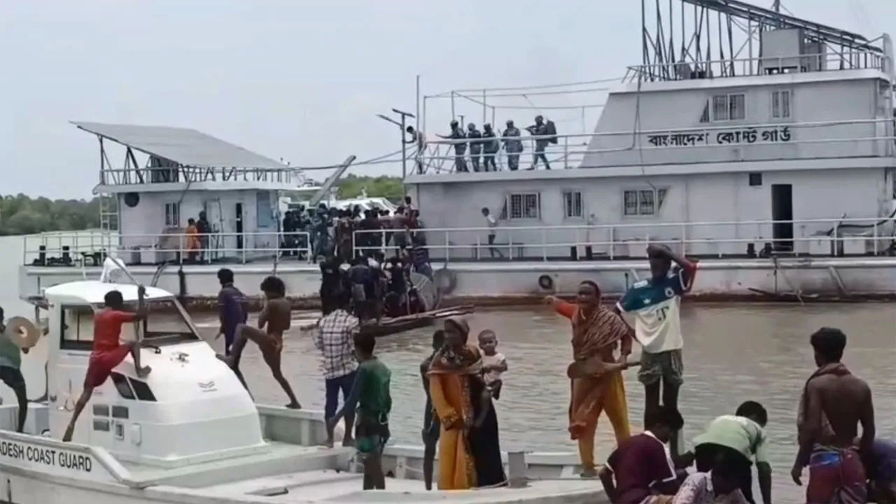 সুন্দরবনে কোস্টগার্ড স্টেশনে দুর্বৃত্তদের হামলা-ভাংচুর