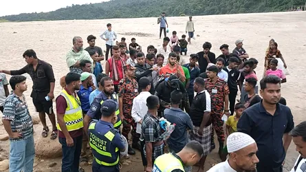 জাফলংয়ে স্রোতের টানে নিখোঁজ পর্যটক