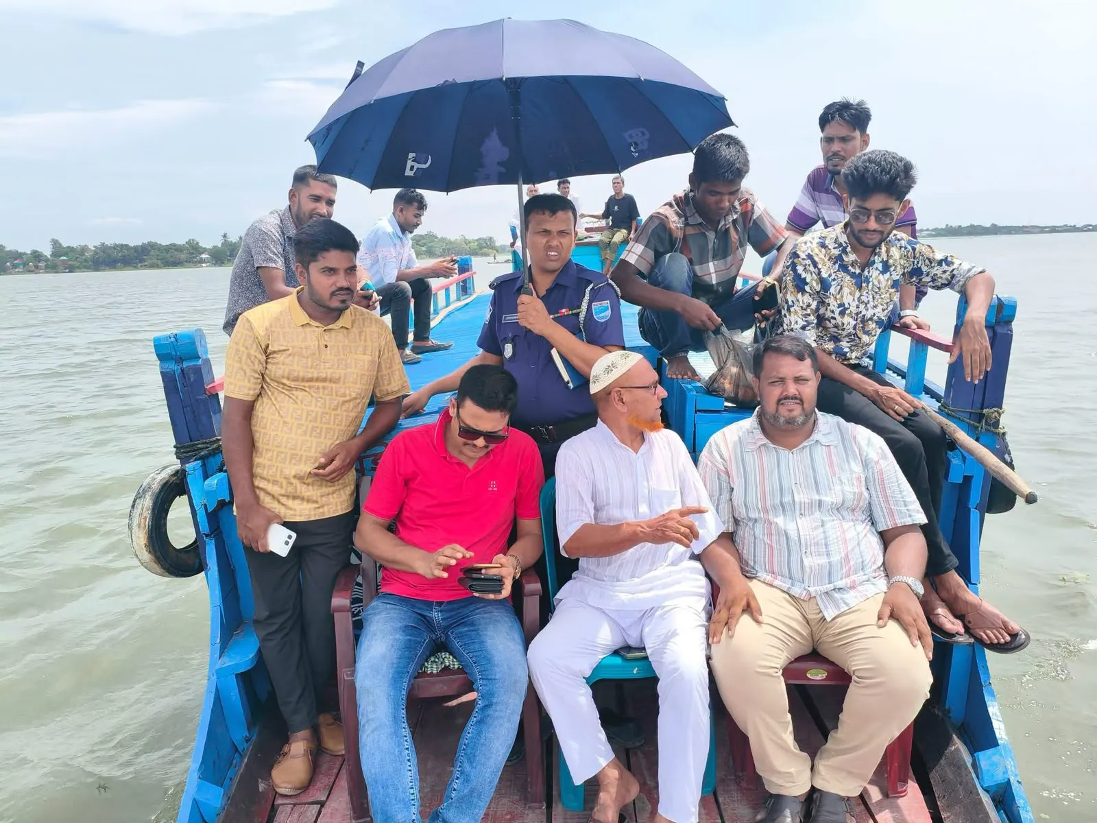 মিঠামইন হাওরে চুরি, ডাকাতি ও ছিনতাই রোধে পুলিশের বিশেষ অভিযান