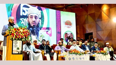 রাসূল সা:-এর গুণাবলির মধ্যেই নেতৃত্বের সঙ্কটের সমাধান