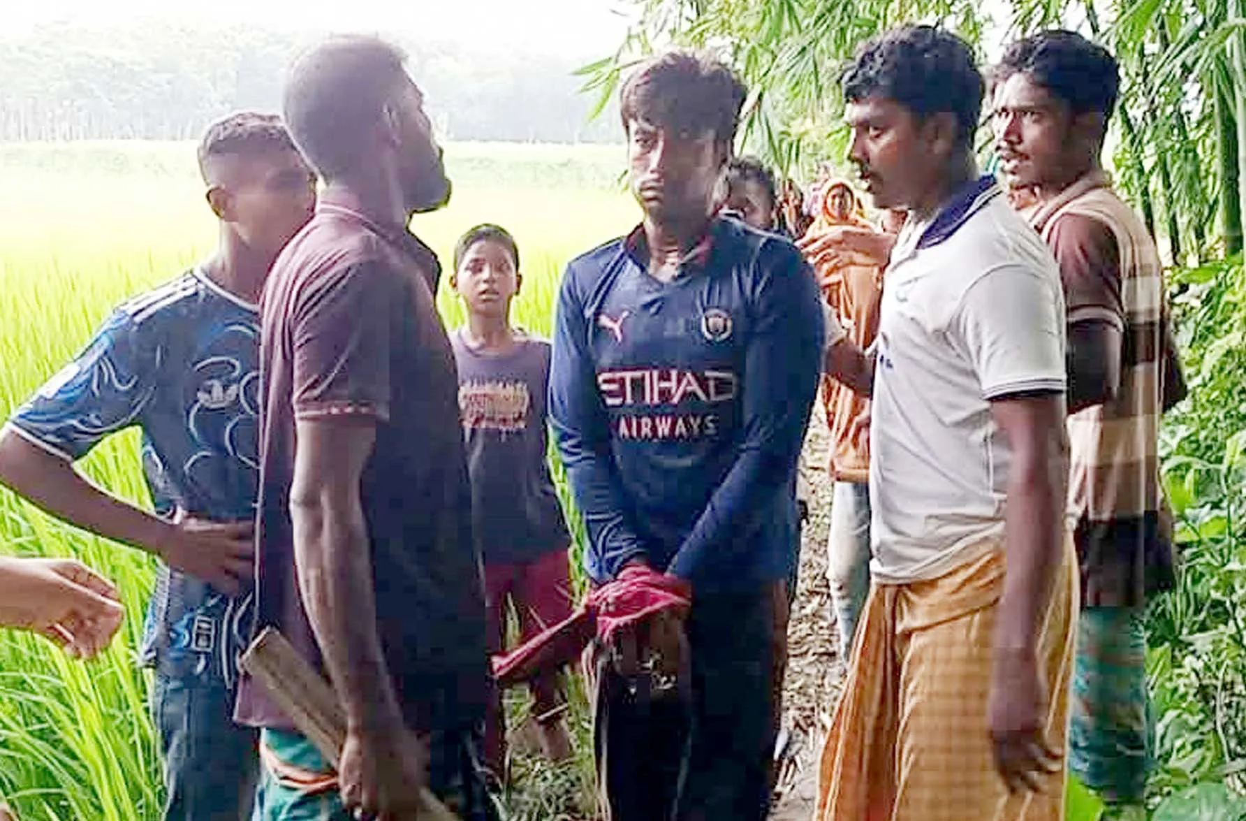 মহেশপুরে নেশার টাকা না পেয়ে মাকে কুপিয়ে হত্যা, ছেলে আটক