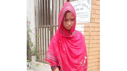 মোহনগঞ্জে জনতার হাতে আটক শিশু অপহরণকারী