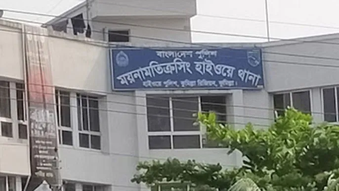 বুড়িচংয়ে বাস খাদে পড়ে ২ গার্মেন্টস কর্মী নিহত
