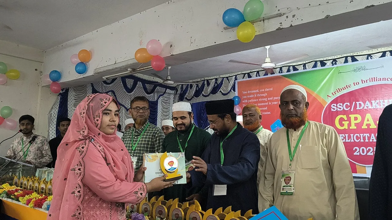 মুক্তাগাছায় এসএসসি ও দাখিলে জিপিএ ৫ প্রাপ্ত শিক্ষার্থীদের ছাত্রশিবিরের সংবর্ধনা