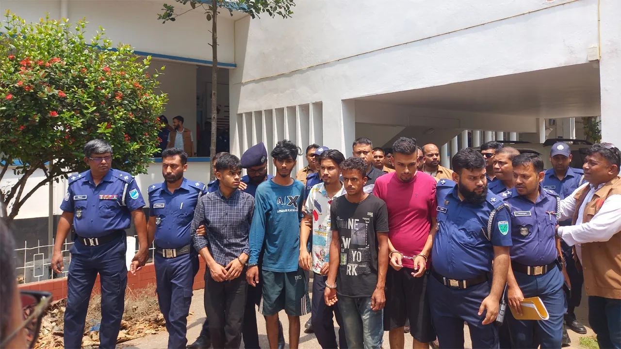 মৌলভীবাজারে ভুল টার্গেটে খুন আইনজীবী সুজন : গ্রেফতার ৫