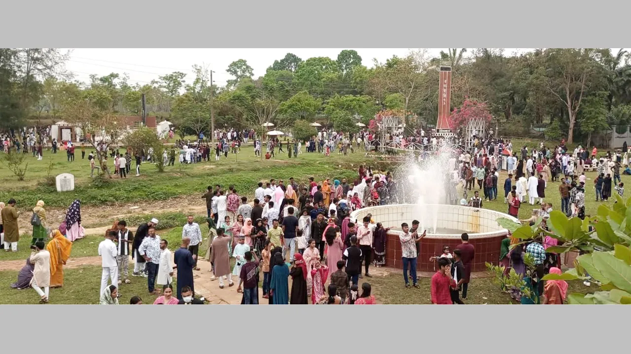 ঈদের আনন্দে পর্যটকে সরগরম শ্রীমঙ্গল-কমলগঞ্জের দর্শনীয় স্থান