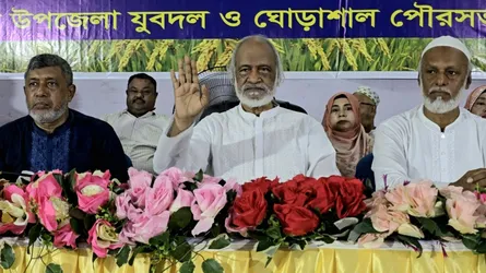 বিএনপিকে ধ্বংস করতে গিয়ে আ’লীগ নিজেই নিশ্চিহ্ন হয়ে যাচ্ছে