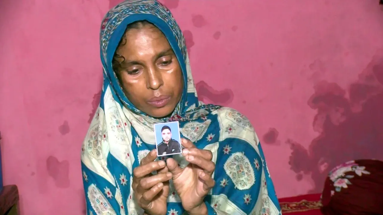 শহীদ  সাজ্জাদ গুলিবিদ্ধ হওয়ার আগে মায়ের কাছে বিকাশে ১ হাজার টাকা নিয়েছিলেন