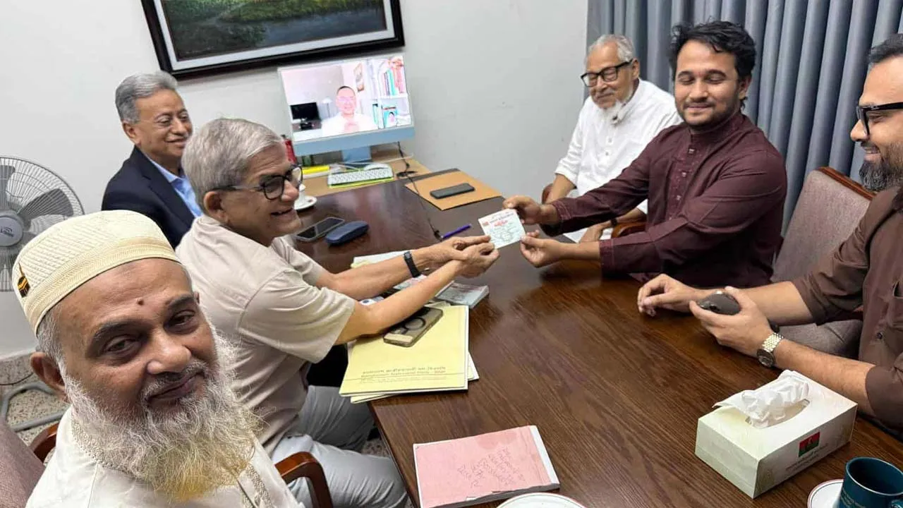 বিএনপিতে যোগ দিলেন শহীদ মীর মুগ্ধের ভাই স্নিগ্ধ