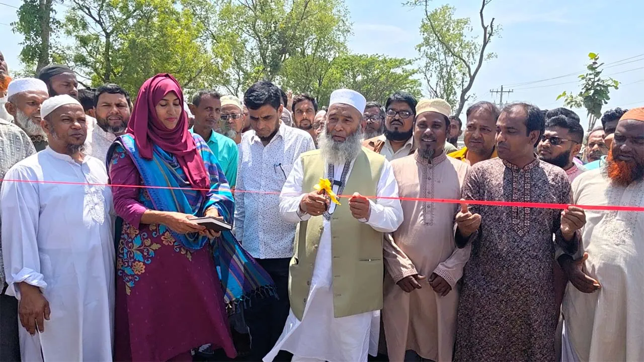 তানোরে সেতু ও সংযোগ সড়ক উদ্বোধন করলেন অধ্যাপক মুজিবুর এমপি