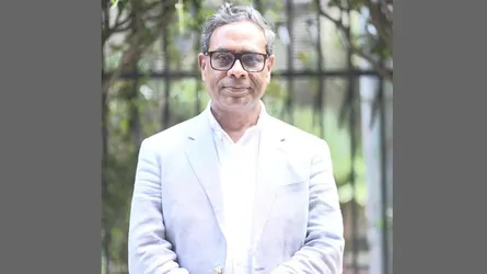 দেশব্যাপী পরিচ্ছন্নতা ও জনসচেতনতা কার্যক্রম জোরদারের নির্দেশ স্বাস্থ্য প্রতিমন্ত্রীর
