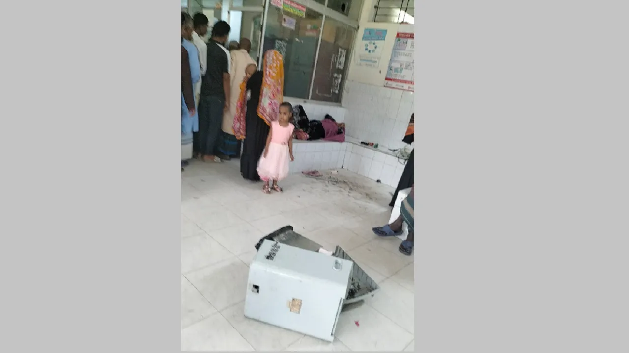 মুলাদী স্বাস্থ্য কমপ্লেক্সে রোগীর মৃত্যুতে লঙ্কাকাণ্ড