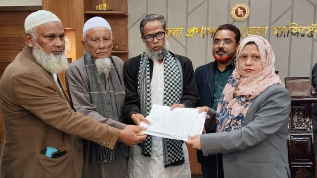 মুন্সীগঞ্জে সাবেক উপমন্ত্রীর ছেলেসহ ৪ প্রার্থীর মনোনয়নপত্র সংগ্রহ