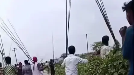 বালুচর পশুর হাটে রক্তক্ষয়ী সংঘর্ষ, টেঁটাবিদ্ধসহ আহত অন্তত ১ ডজন
