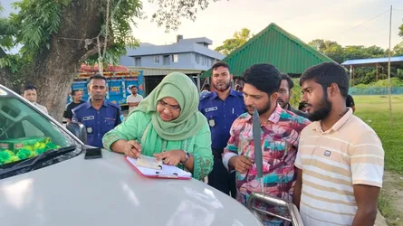 মুন্সীগঞ্জে নদী তীরে অবৈধ বালু ভরাট, দেড় লাখ টাকা জরিমানা