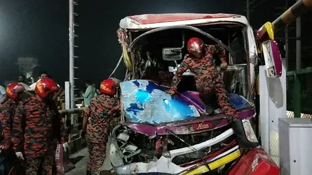 ধলেশ্বরী টোল প্লাজায় সড়ক দুর্ঘটনা, নিহত ১