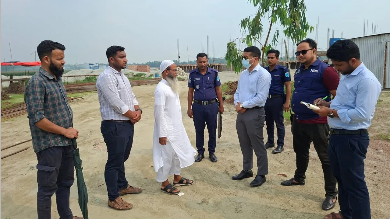 মুন্সীগঞ্জে অবৈধভাবে ফসলি জমি ভরাট, আবাসন প্রকল্পকে জরিমানা