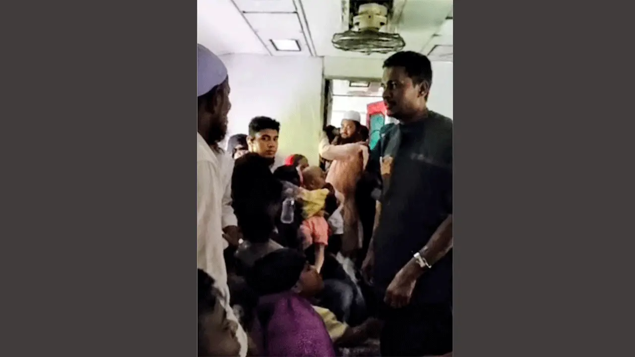 তিস্তা এক্সপ্রেসের খাবার বগিতে ‘বাড়তি ভাড়া’ আদায়ের অভিযোগ