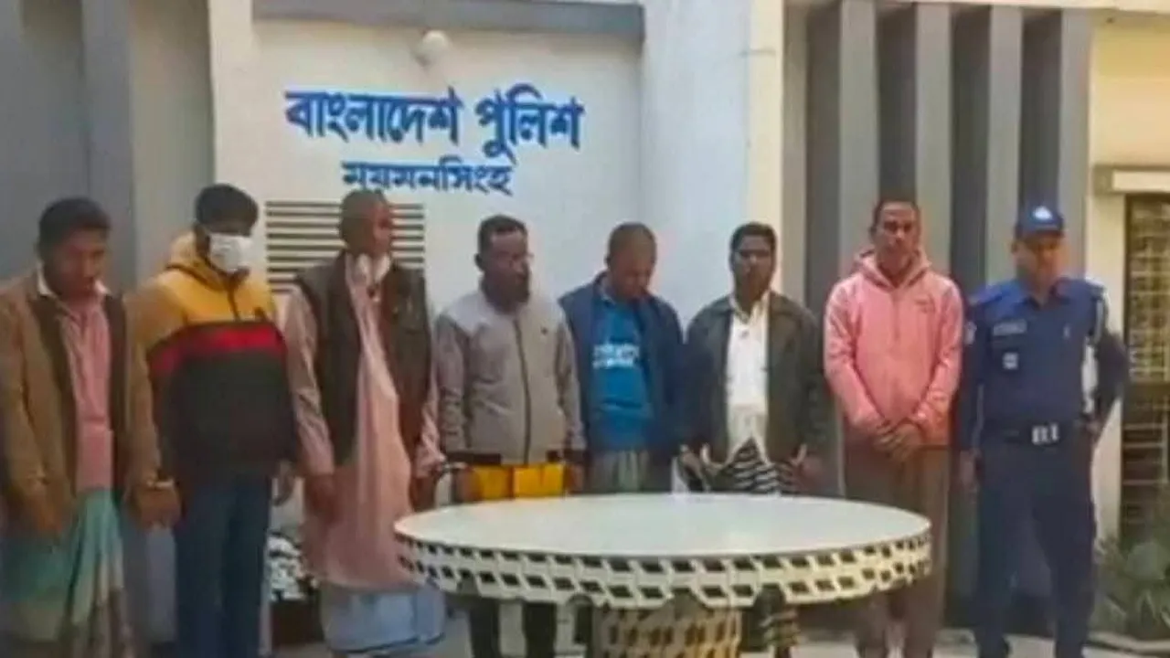 ময়মনসিংহে ৫ পুলিশকে কুপিয়ে আহত, গ্রেফতার ৭