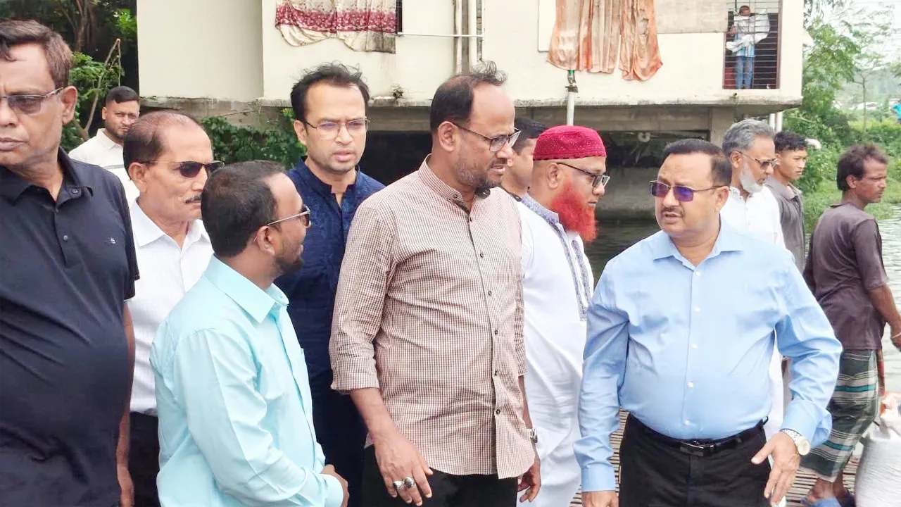 যুব সমাজকে মৎস্য খাতে উদ্যোক্তা হিসেবে এগিয়ে আসতে হবে