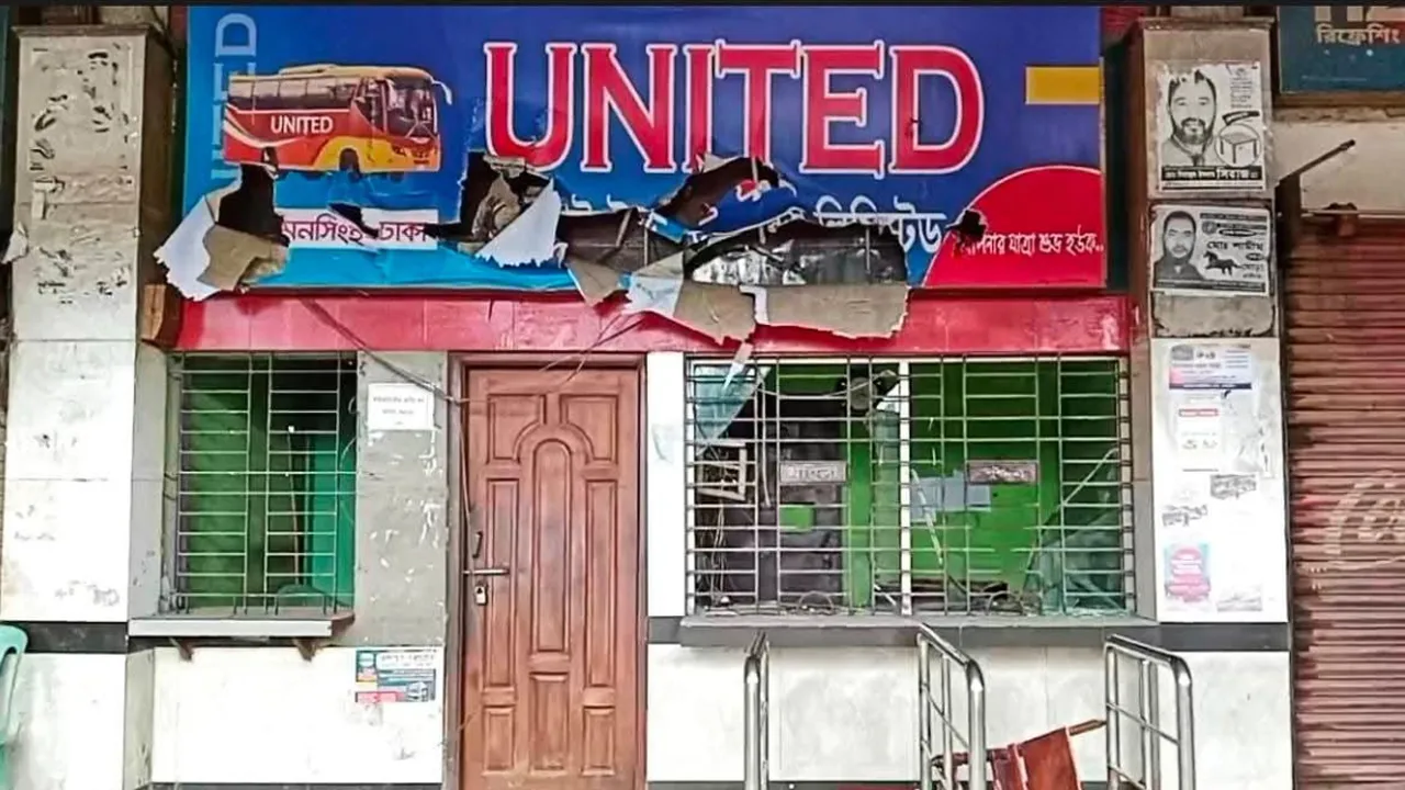 মাসকান্দা বাসস্ট্যান্ডে হামলা-ভাঙচুর, ঢাকা-ময়মনসিংহ রুটে বাস চলাচল বন্ধ