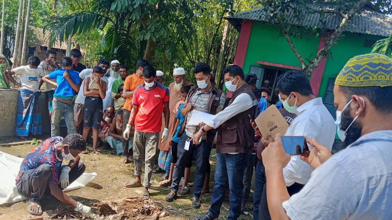 ২০ মাস পর কবর থেকে ‎জুলাইযোদ্ধা রাব্বির লাশ উত্তোলন
