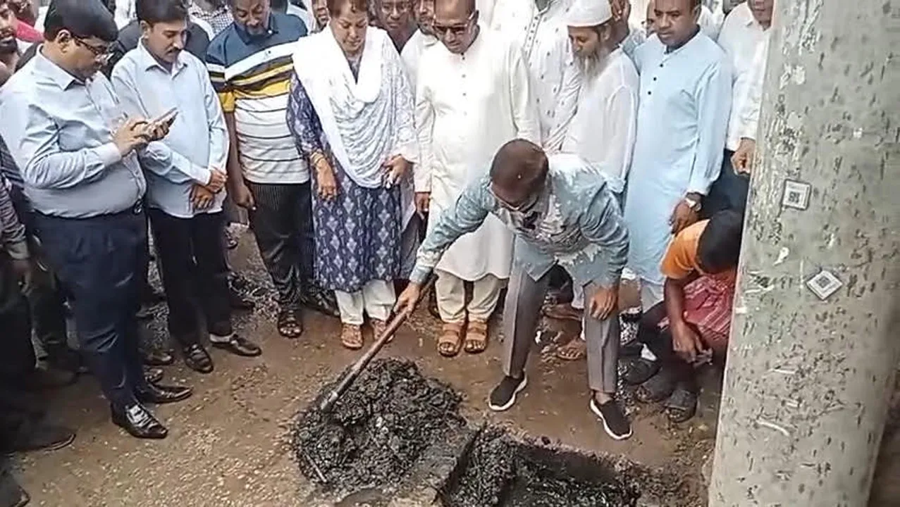 ‘নিট অ্যান্ড ক্লিন’ নগর গড়তে পরিচ্ছন্নতা অভিযানে নাসিক প্রশাসক