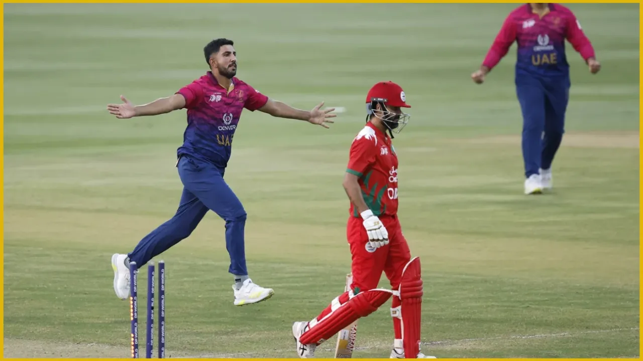 ওমানকে হারিয়ে সুপার ফোরের আশা বাঁচিয়ে রাখল আরব আমিরাত