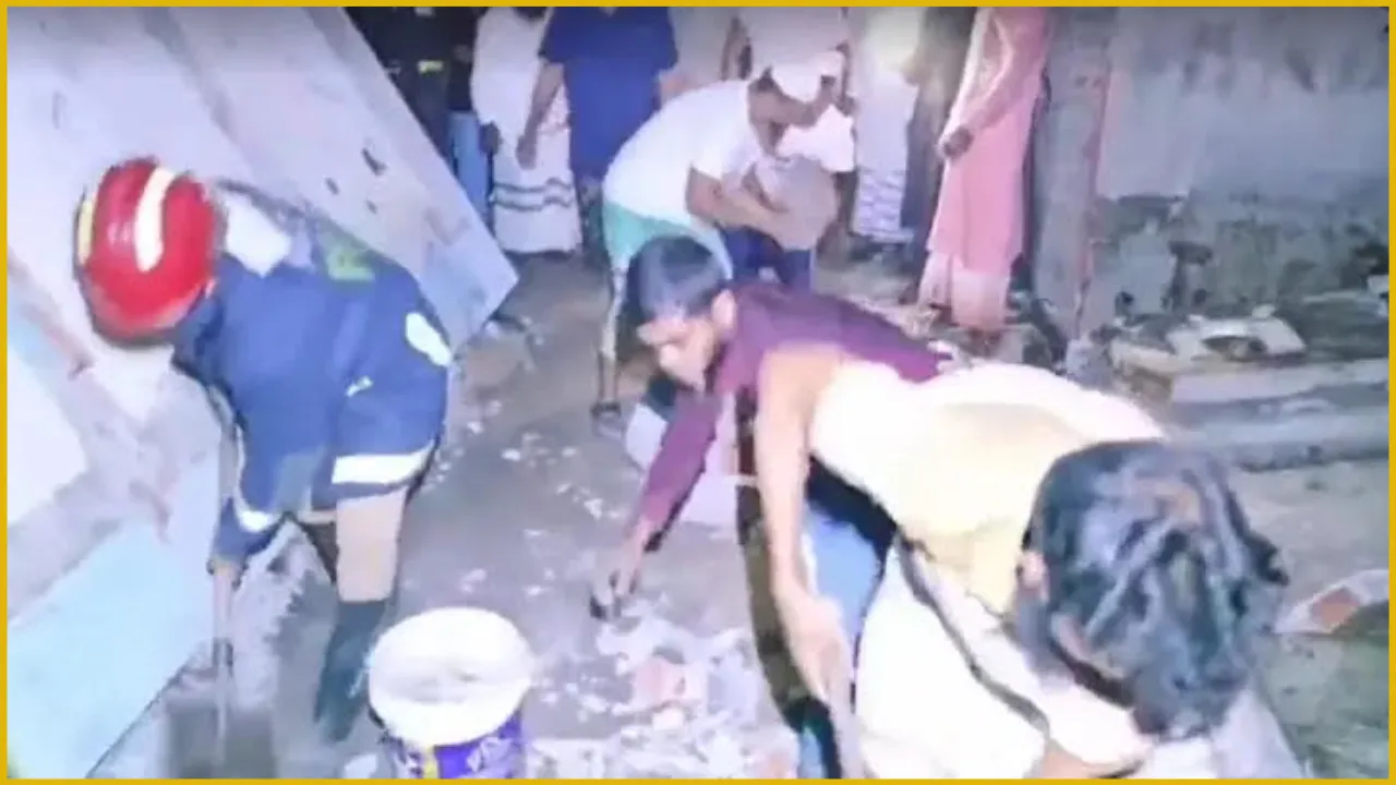 সিদ্ধিরগঞ্জে গ্যাস লিকেজ থেকে বিস্ফোরণ, উড়ে গেলো রান্নাঘর ও বাথরুমের ছাদ