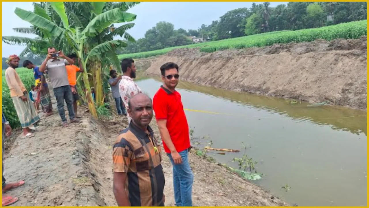 খাল খননের অব্যয়িত ৭৪ লাখ টাকা ফেরত দিলেন সালথার ইউএনও