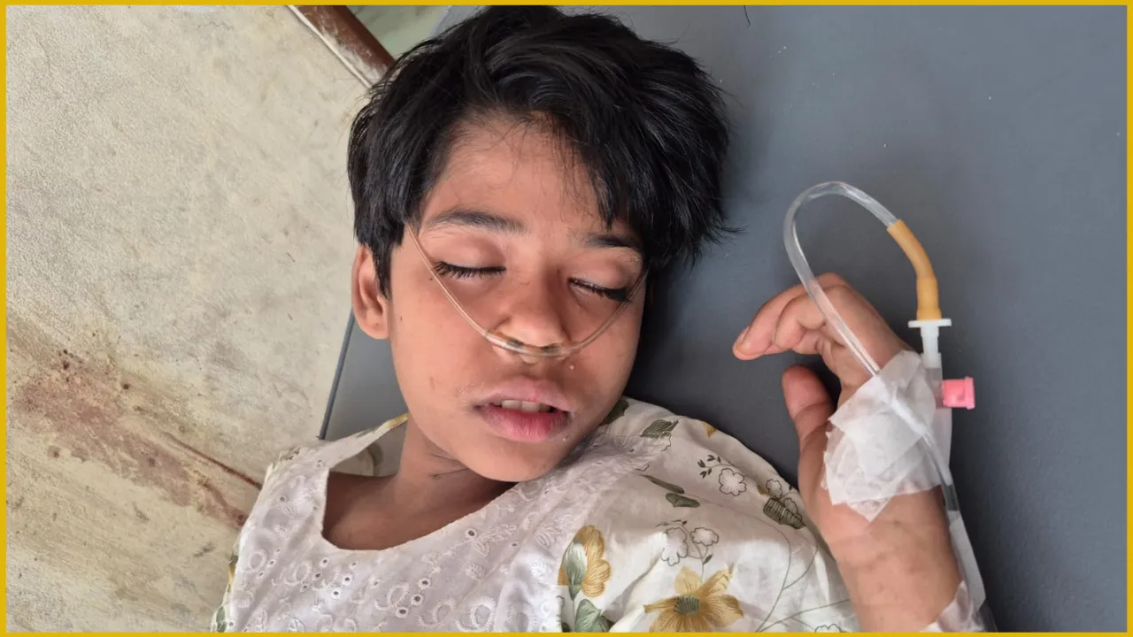 কটিয়াদীতে রাস্তার পাশে পড়ে থাকা শিশু উদ্ধার