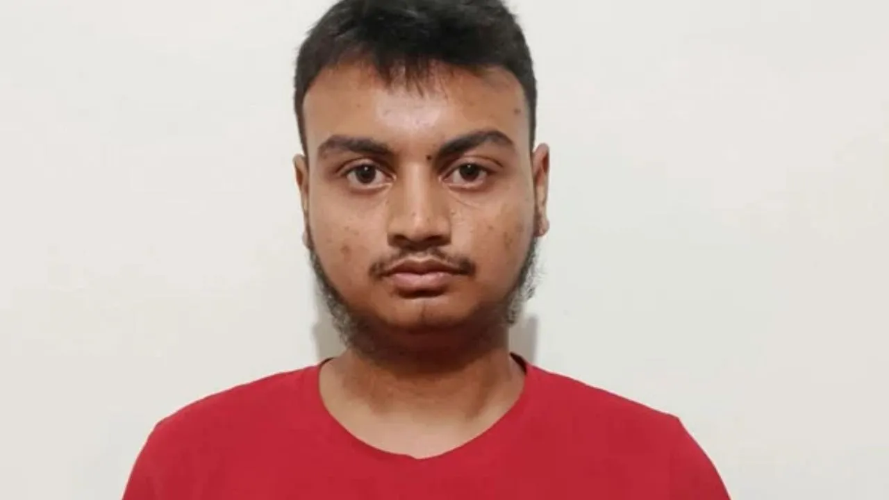 সাভারে স্ত্রীকে হত্যার পর ৯৯৯-এ কল করা সেই স্বামী গ্রেফতার