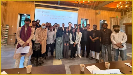 ডাকসু প্রতিনিধি দলের সাথে শিংহুয়া বিশ্ববিদ্যালয় প্রতিনিধিদের দ্বিপক্ষীয় সংলাপ অনুষ্ঠিত