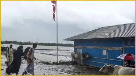 মঙ্গলবার সন্ধ্যার পর উপকূলে আঘাত হানতে পারে ঘূর্ণিঝড় ‘মোন্থা’