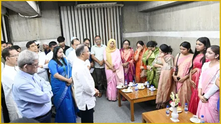 প্রধানমন্ত্রীর সাথে ‘মায়ের ডাক’র সদস্যদের সাক্ষাৎ