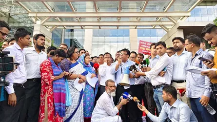 এনবিআরের অচলাবস্থা নিরসনে প্রধান উপদেষ্টার হস্তক্ষেপ চাইলেন আন্দোলনকারীরা