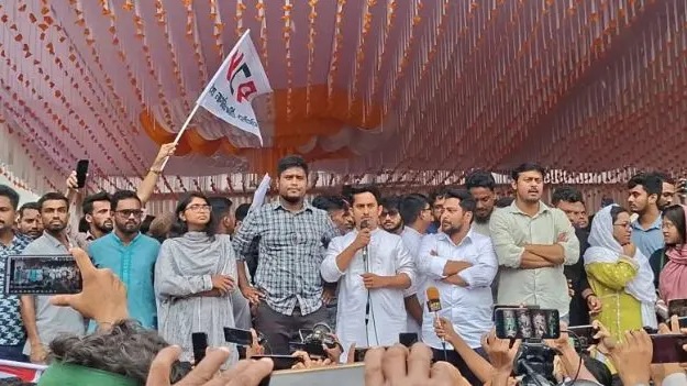 সেনা-পুলিশ পাহারায় গোপালগঞ্জ ছাড়লেন এনসিপি নেতারা