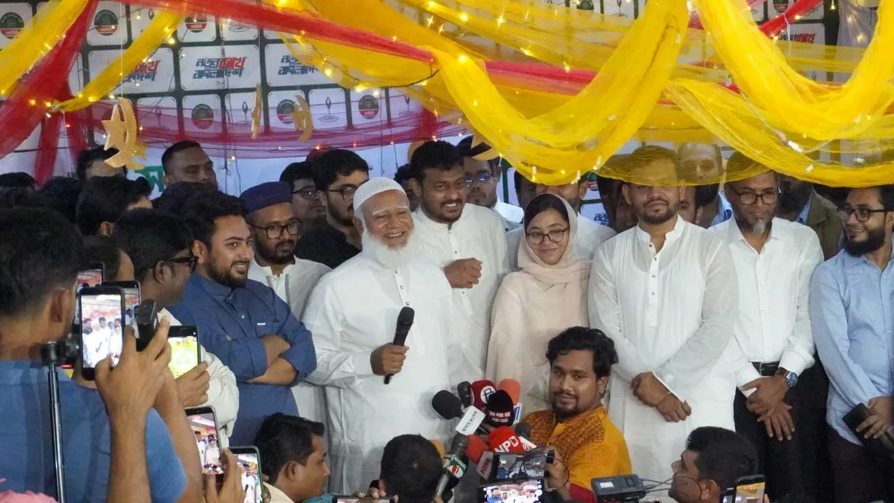 এনসিপি কার্যালয়ে জামায়াত আমির : নতুন ফ্যাসিবাদ কায়েম হতে দেবো না