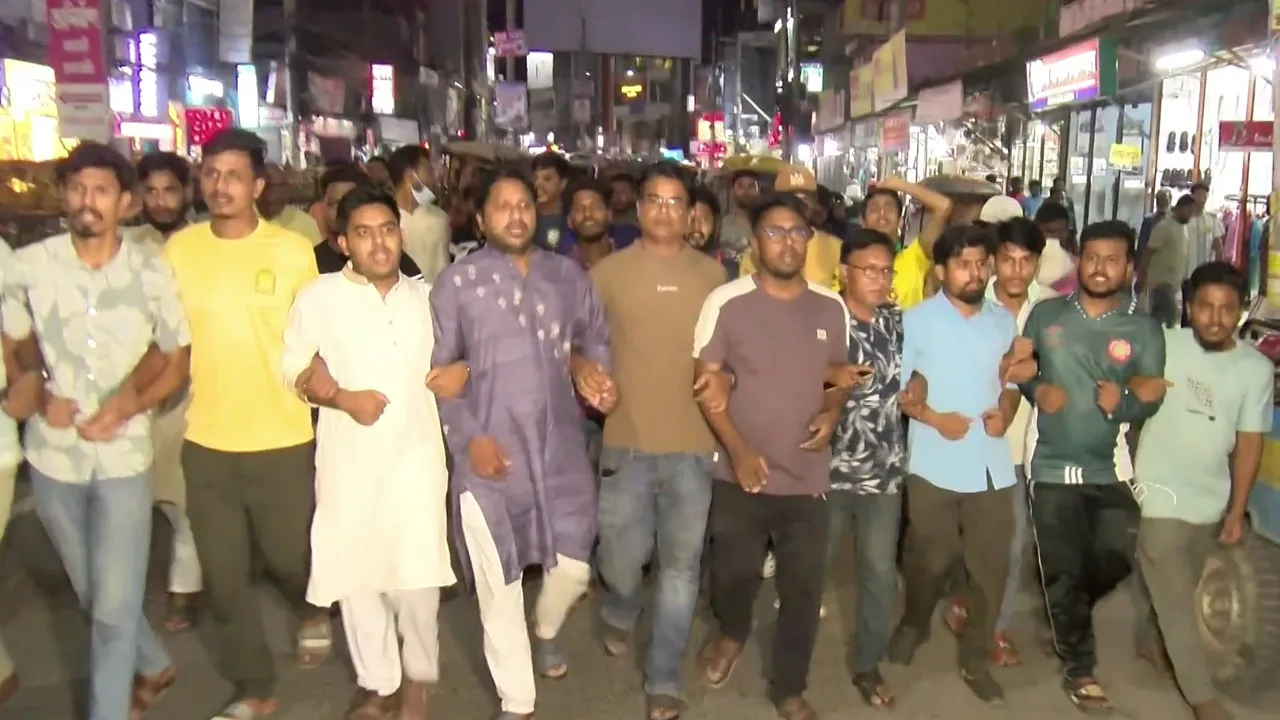 রংপুরে এনসিপির প্রতিবাদ বিক্ষোভ থেকে স্বরাষ্ট্রমন্ত্রীর পদত্যাগ দাবি