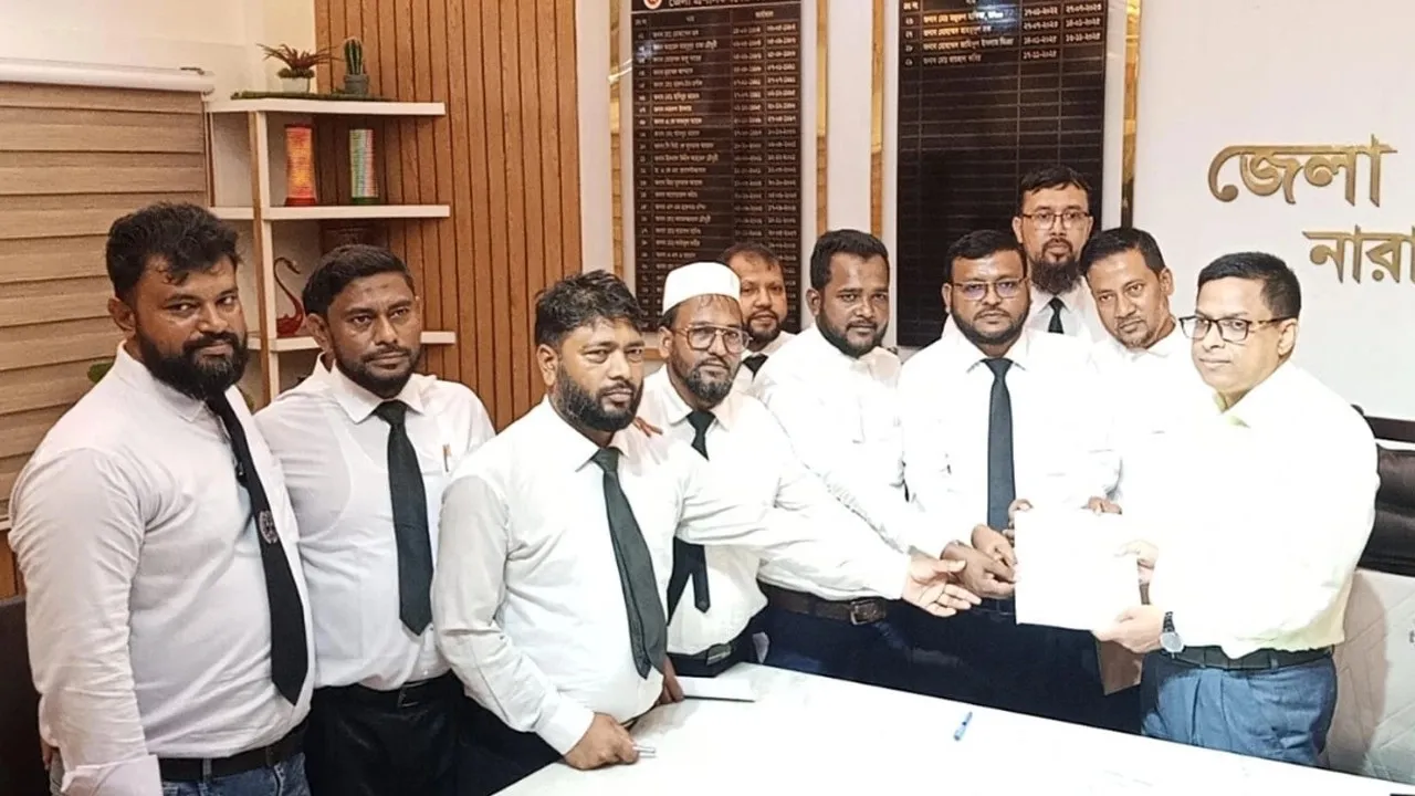 নারায়ণগঞ্জ আদালতে জামায়াতপন্থী ৭ আইন কর্মকর্তার পদত্যাগ