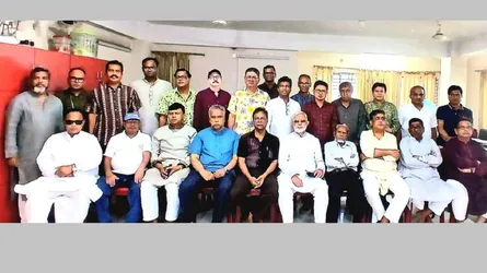 নারায়ণগঞ্জ প্রেস ক্লাবের নব নির্বচিত কমিটির দায়িত্ব গ্রহণ