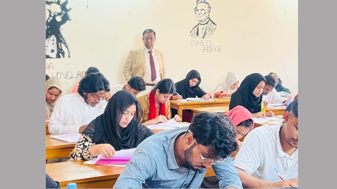 নোবিপ্রবিতে ‘বি’ ইউনিটের ভর্তি পরীক্ষা সুষ্ঠুভাবে সম্পন্ন