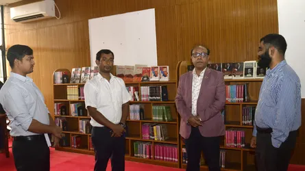 নোবিপ্রবি ভিসির বিশ্ববিদ্যালয়ের নির্মাণাধীন স্থাপনা পরিদর্শন