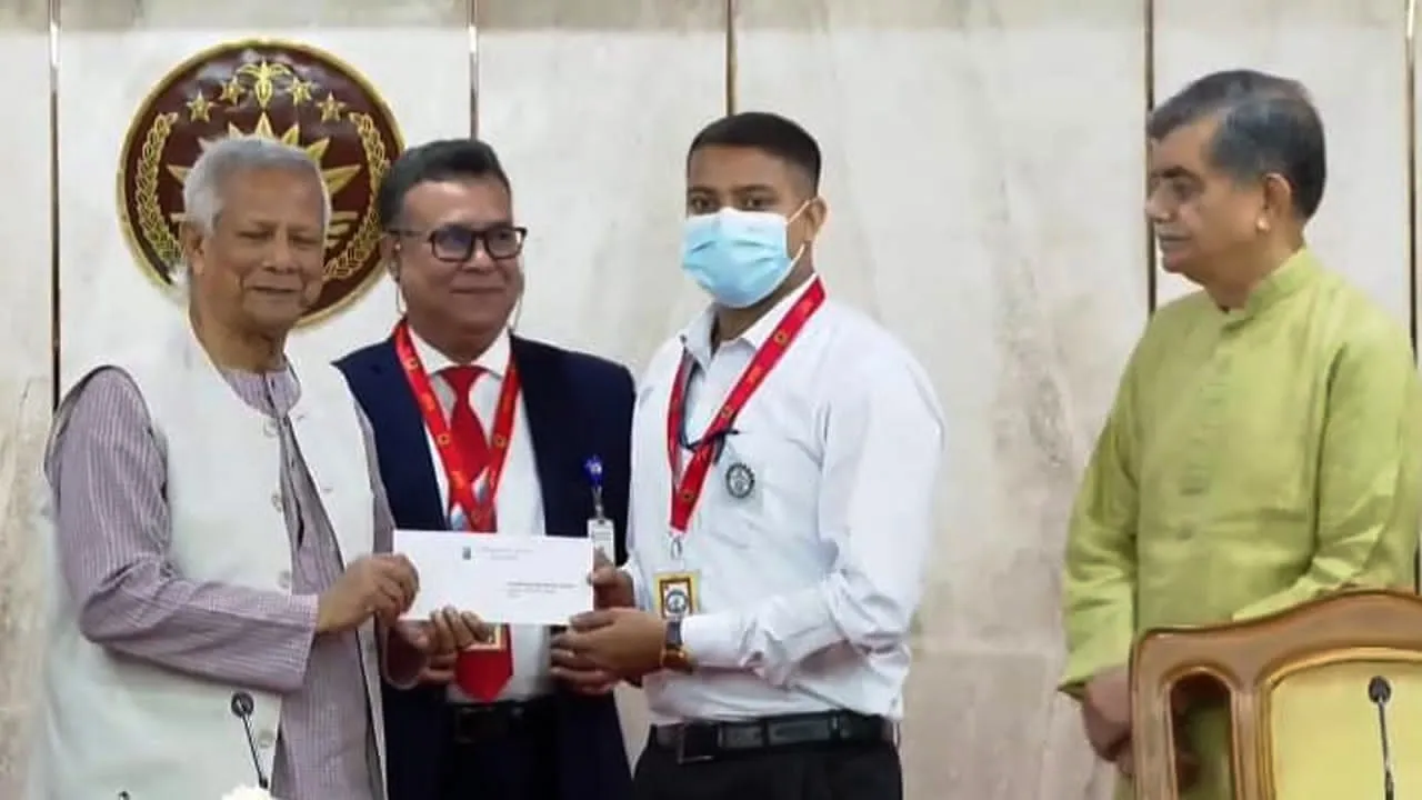 ২০২৪ শিক্ষার্থীকে ‘জুলাই শহীদ স্মৃতি শিক্ষাবৃত্তি’ দিলো জাতীয় বিশ্ববিদ্যালয়