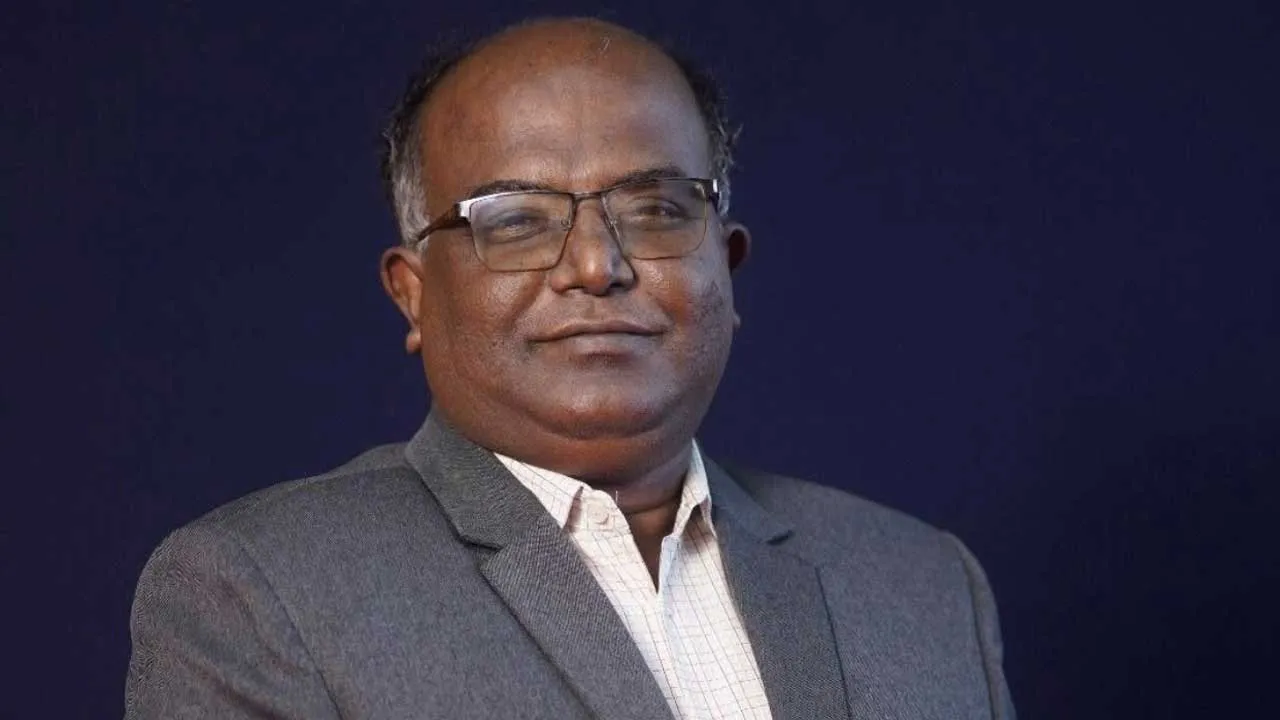 নোবিপ্রবির নতুন প্রো-ভিসি ড. শফিকুল ইসলাম